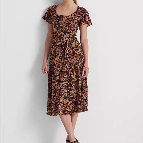 Lauren Ralph Lauren Dresses & Skirts - Lauren Ralph Lauren NWT Floral Crepe Flutter-Sleeve Dress